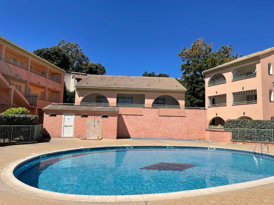 Appart. / Clim / Piscine / Mer A 300M Appartement Linguizzetta Buitenkant foto